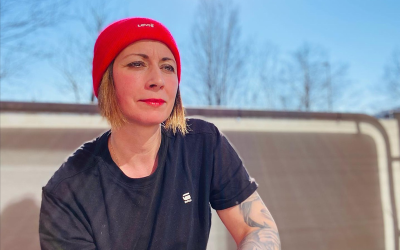Sydne Coyle presenta “Open Your Window”, il suo primo singolo insieme a Kat