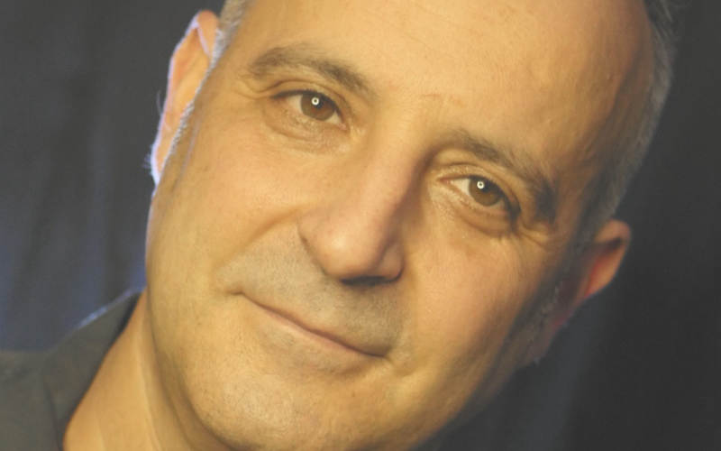 Spogliati l’anima. Ultimo singolo di Massimo De Simone.