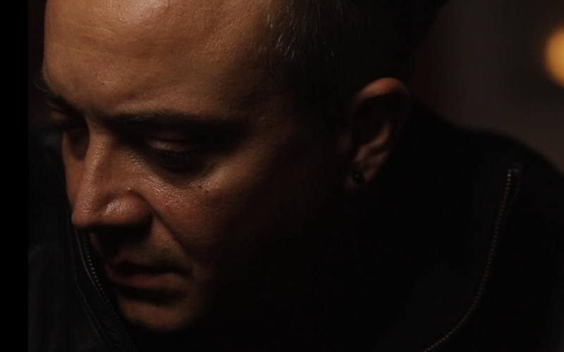 Gex sierchio il cantautore d’oltremanica