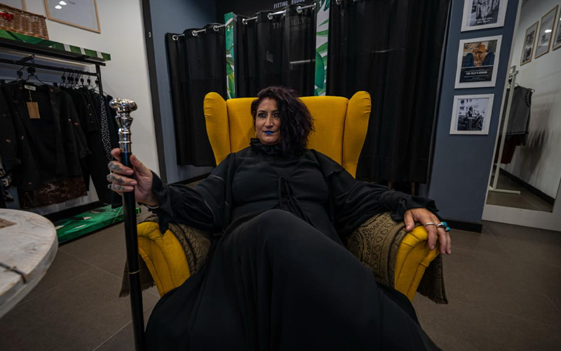 Maria Pia Pizzolla presenta “Meno-pausa”: un racconto ironico e consapevole sull’universo femminile tra vita, musica e ormoni