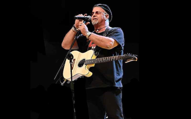 Max Arduini, È Plano il nuovo singolo: «De plano l’invidia e la distruggo!»