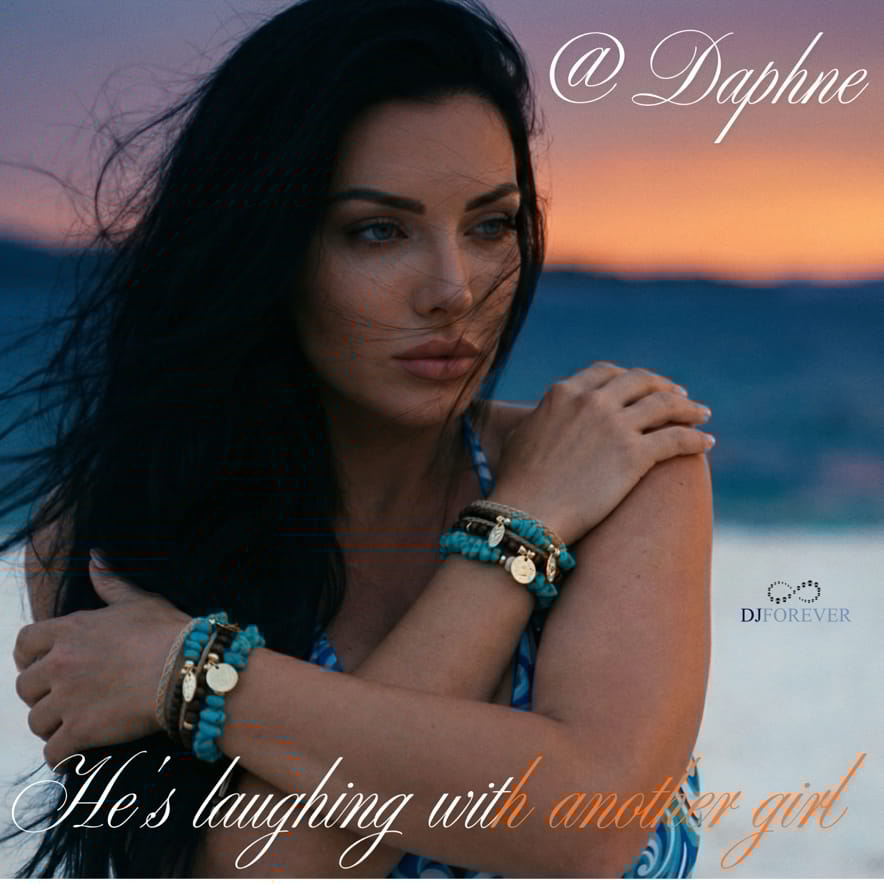 He's laughing with another girl - Autoprodotto